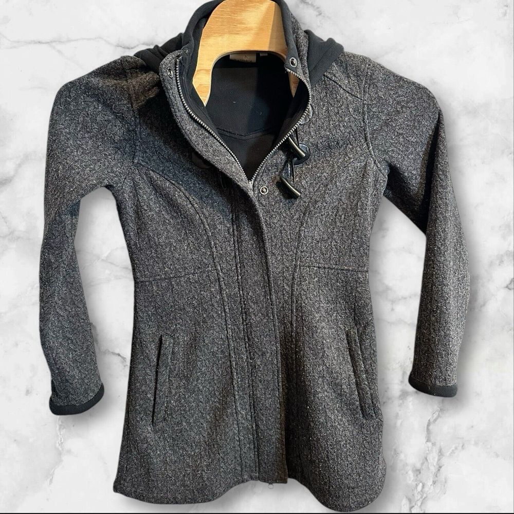 Athleta Hooded Gray Cable Knit Long Toggle Peak Jacket,‎ size Small